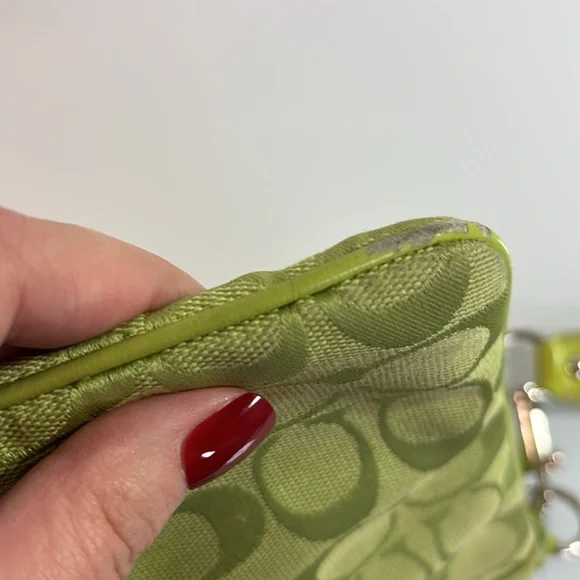 Coach | Apple 🍏 Lime Y2K Signature C Monogram Jacquard Swingpack - Picture 9 of 10